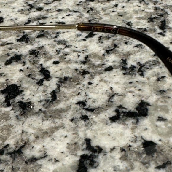 Gucci Sunglasses - Picture 6 of 8